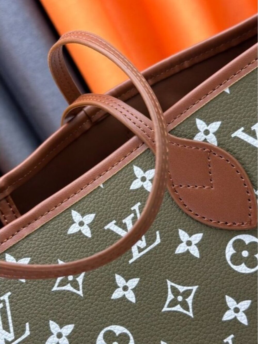 NWT - Louis Vuitton Authentic Bags - Picture 7 of 9